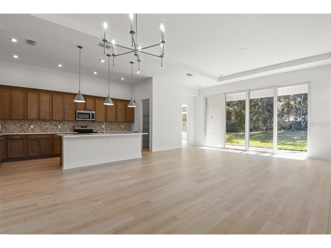 1058 Liliana Drive Deland FL 32724 W7880802 image9