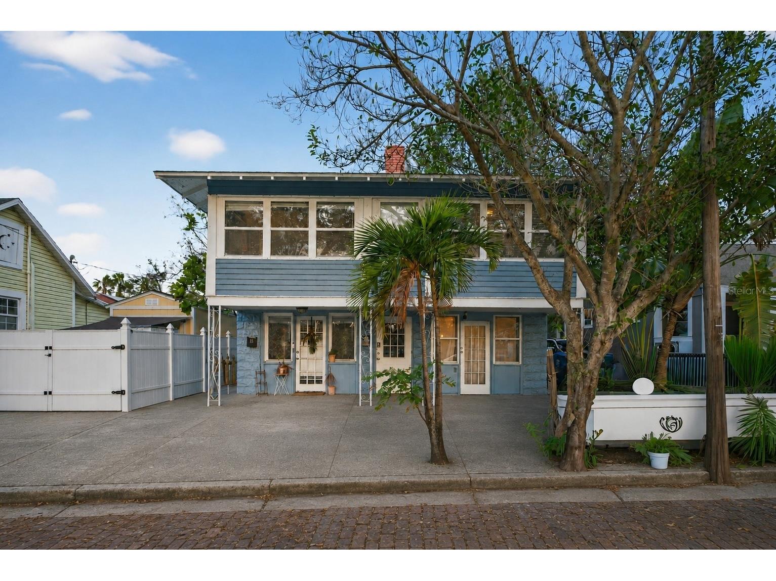 1059 5th Street N Saint Petersburg FL 33701 A4695855 image1
