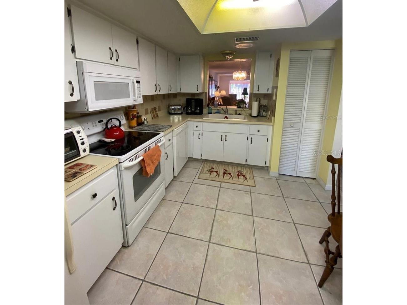 1059 Dunrobin Drive #B Palm Harbor FL 34684 TB8514992 image13