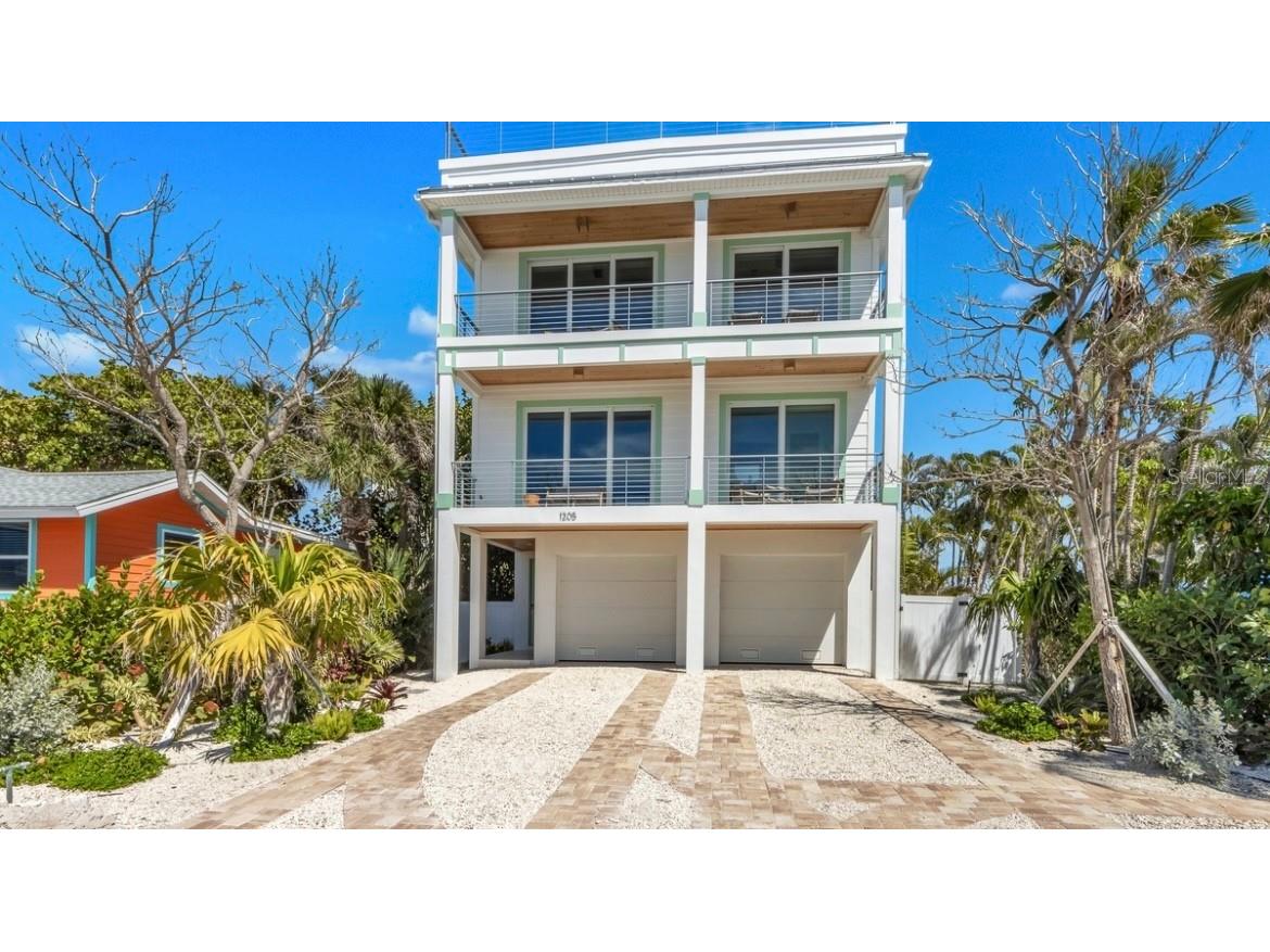 106 11th Street S Bradenton Beach FL 34217 - GULF OF AMERICA A4696069 image1