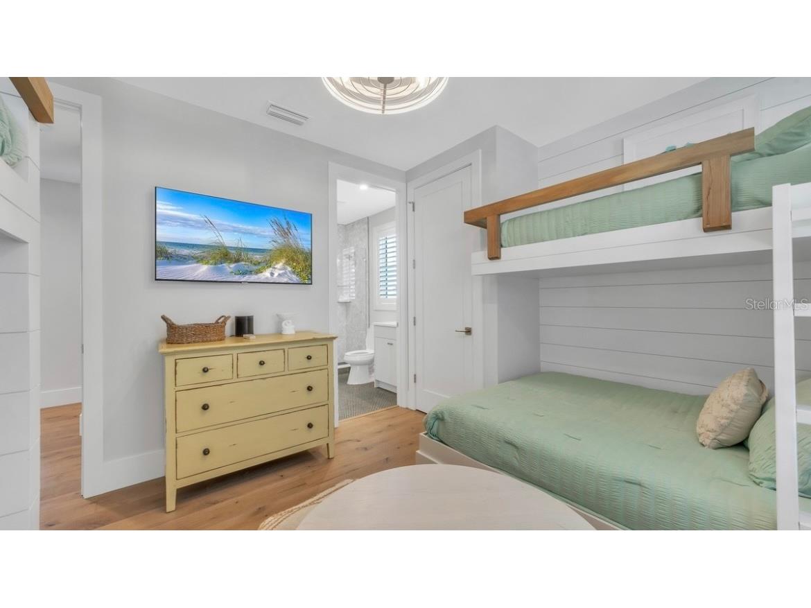 106 11th Street S Bradenton Beach FL 34217 - GULF OF AMERICA A4696069 image32