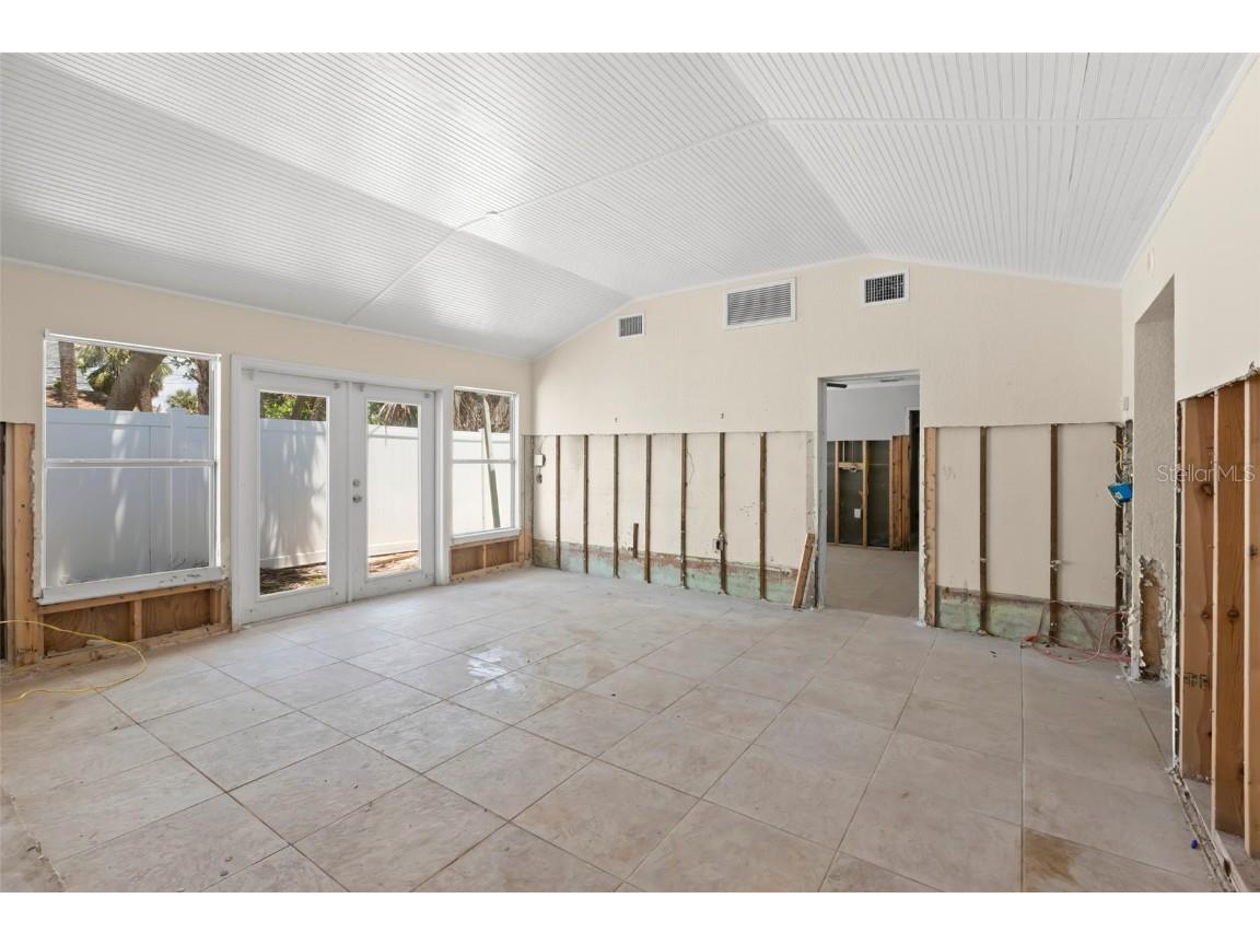 106 13th Avenue Saint Pete Beach FL 33706 TB8383417 image11