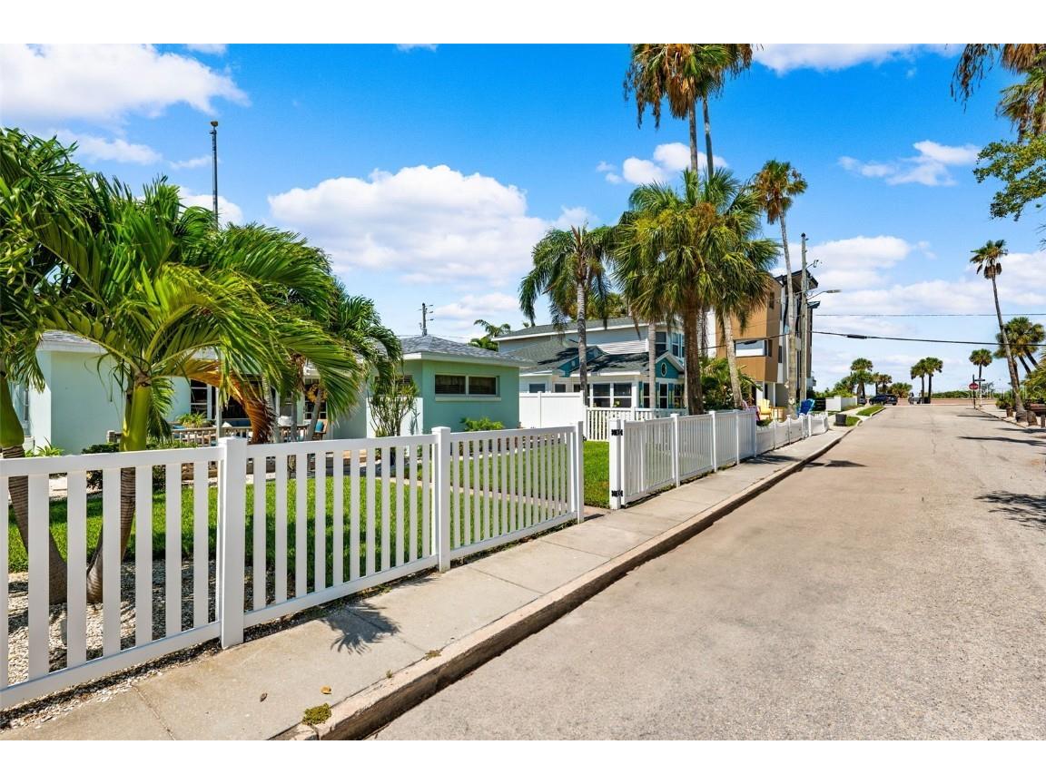 106 13th Avenue Saint Pete Beach FL 33706 TB8383417 image23