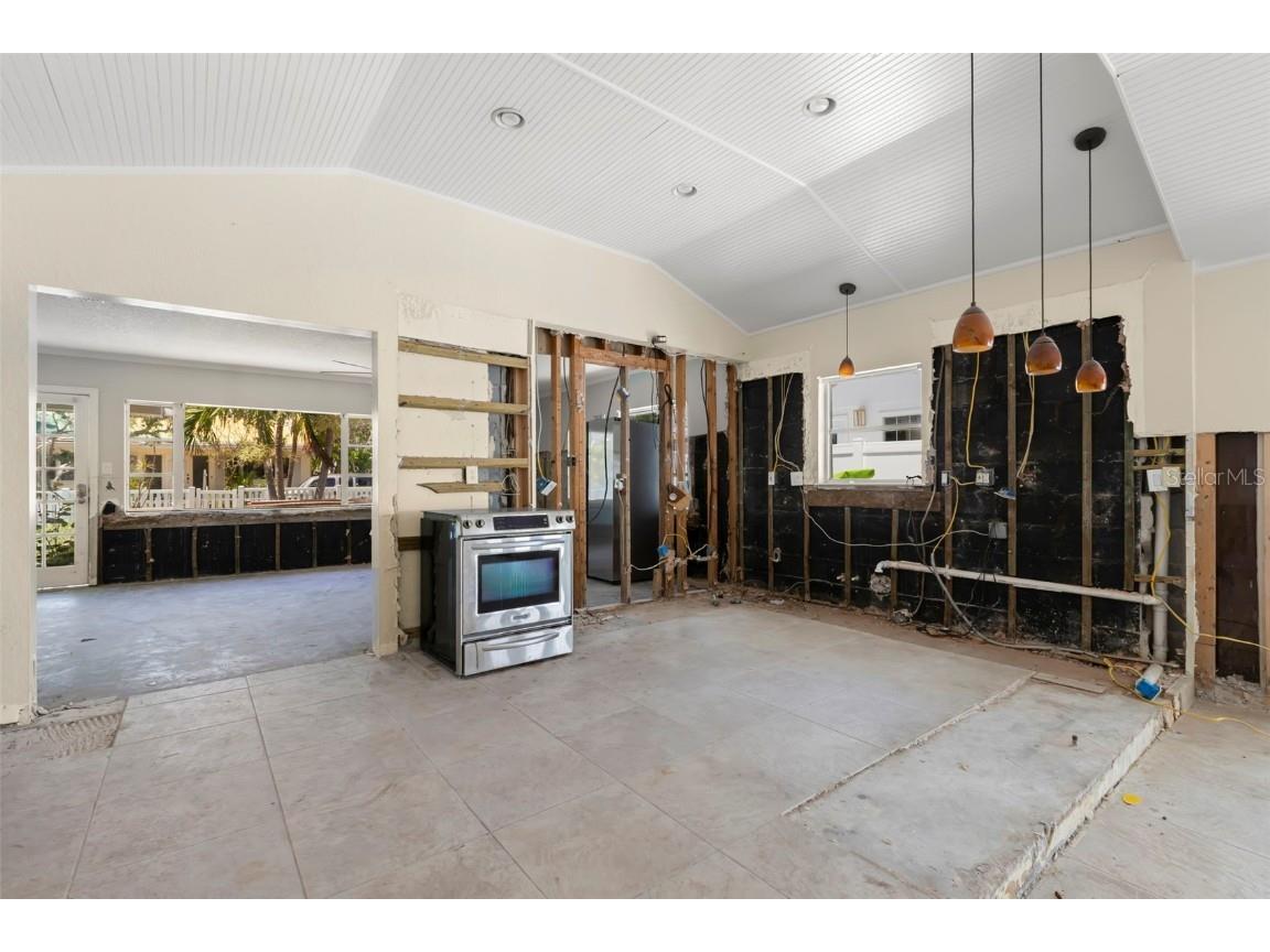 106 13th Avenue Saint Pete Beach FL 33706 TB8383417 image9