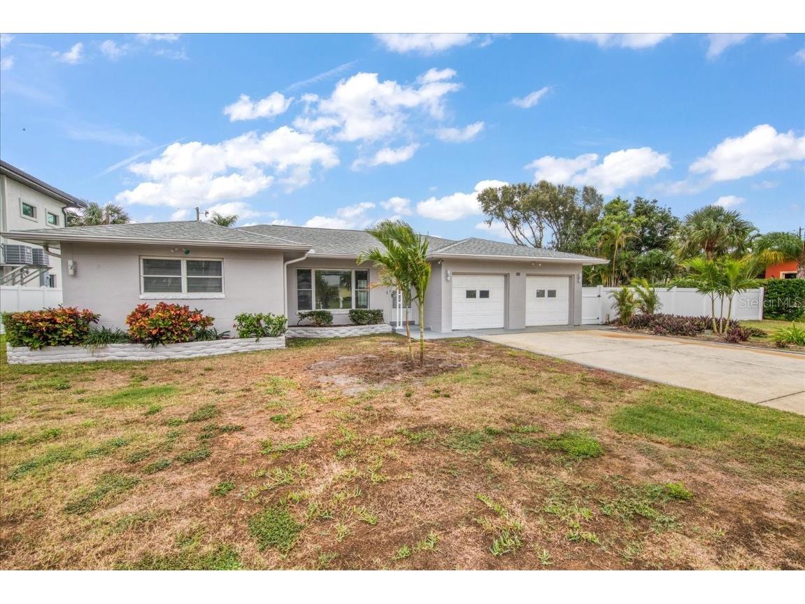 106 15th Street Belleair Beach FL 33786 - INTRACOASTAL WATERWAY U8248484 image1