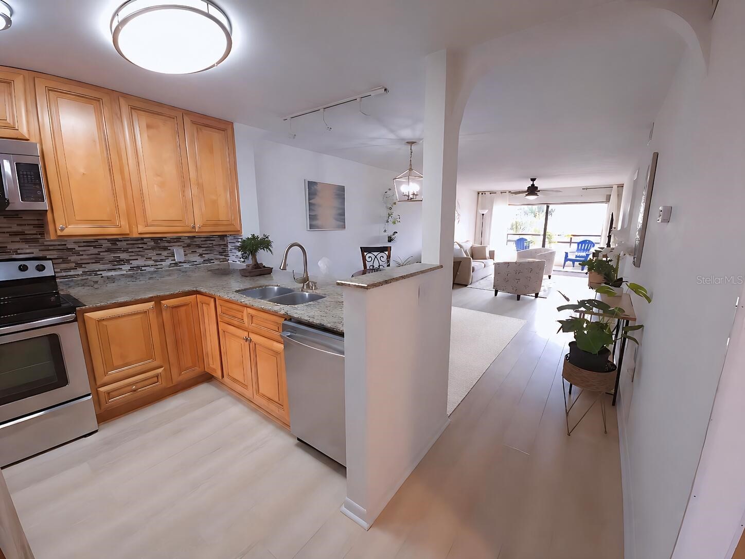 106 1st Street E #215 Saint Petersburg FL 33715 O6407824 image24