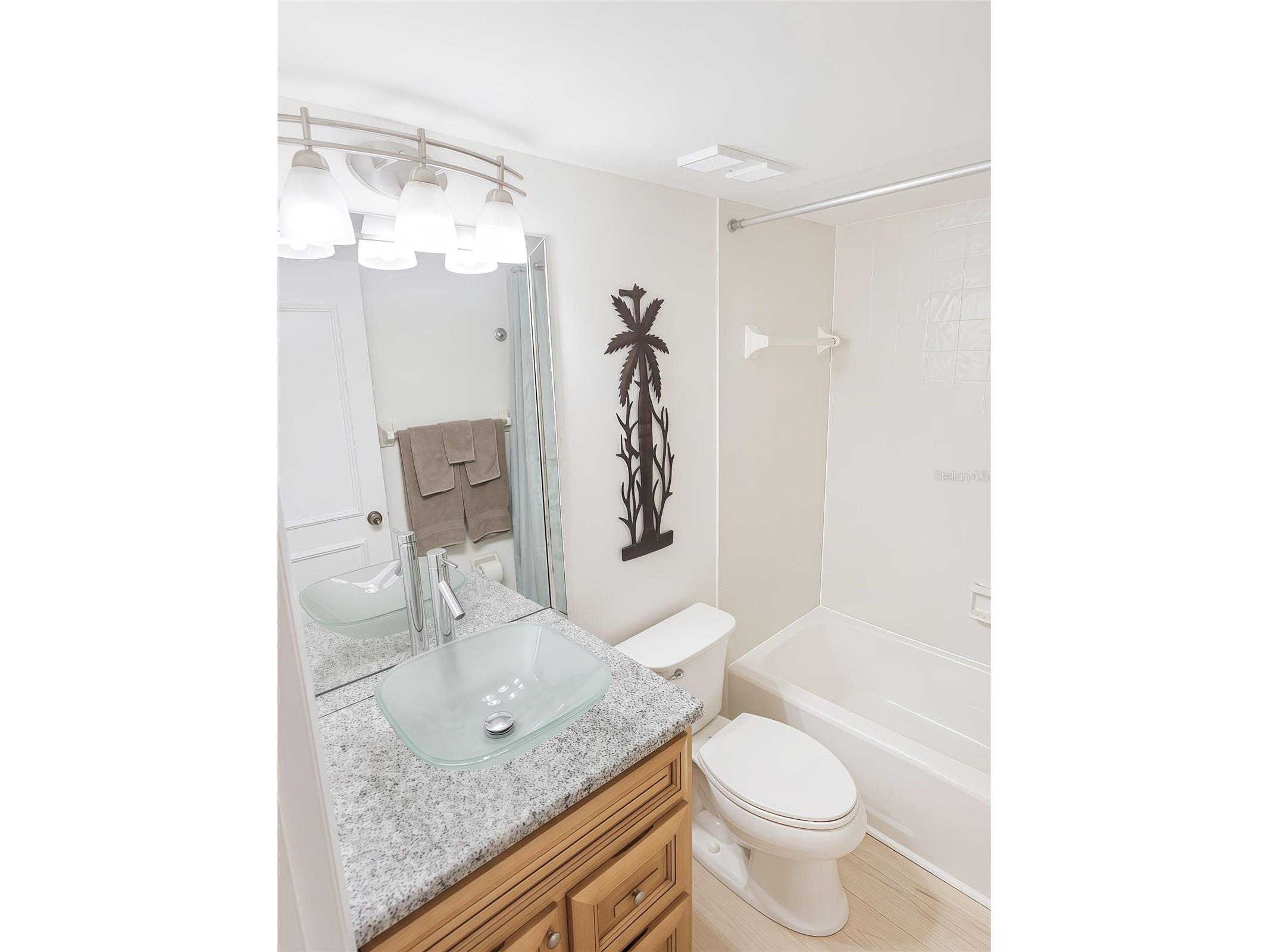 106 1st Street E #215 Saint Petersburg FL 33715 O6407824 image40
