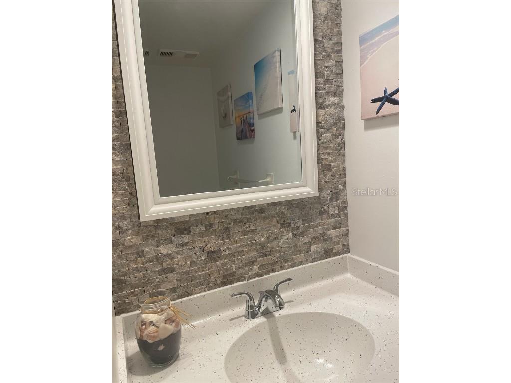 106 1st Street E #306 Saint Petersburg FL 33715 TB8431523 image11