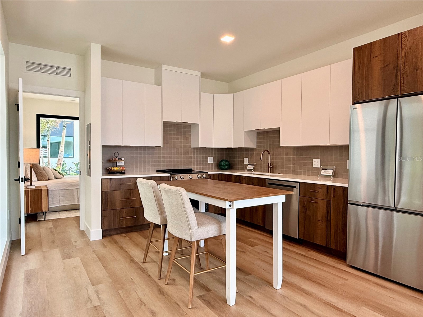 106 36th St N 1st Avenue N #3D Saint Petersburg FL 33713 TB8508360 image3
