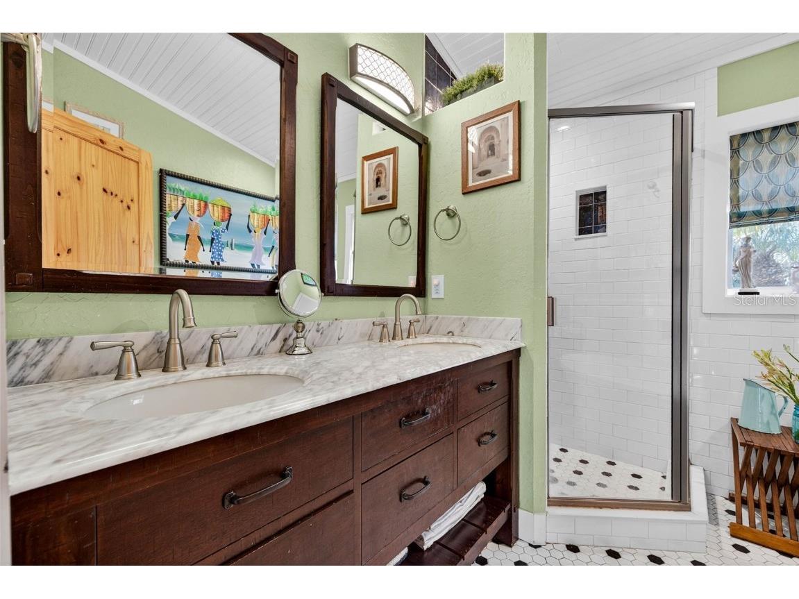 106 5th Avenue Saint Pete Beach FL 33706 TB8452417 image17