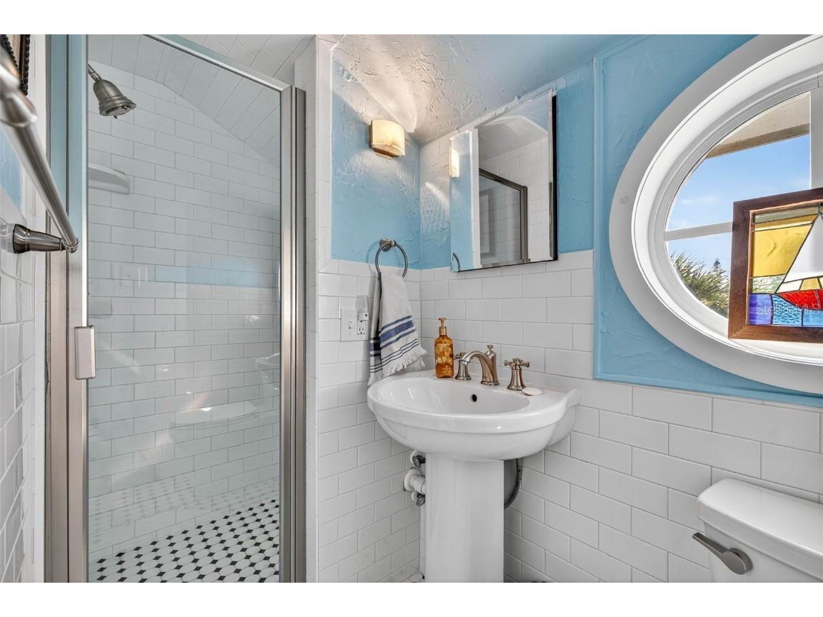 106 5th Avenue Saint Pete Beach FL 33706 TB8452417 image22