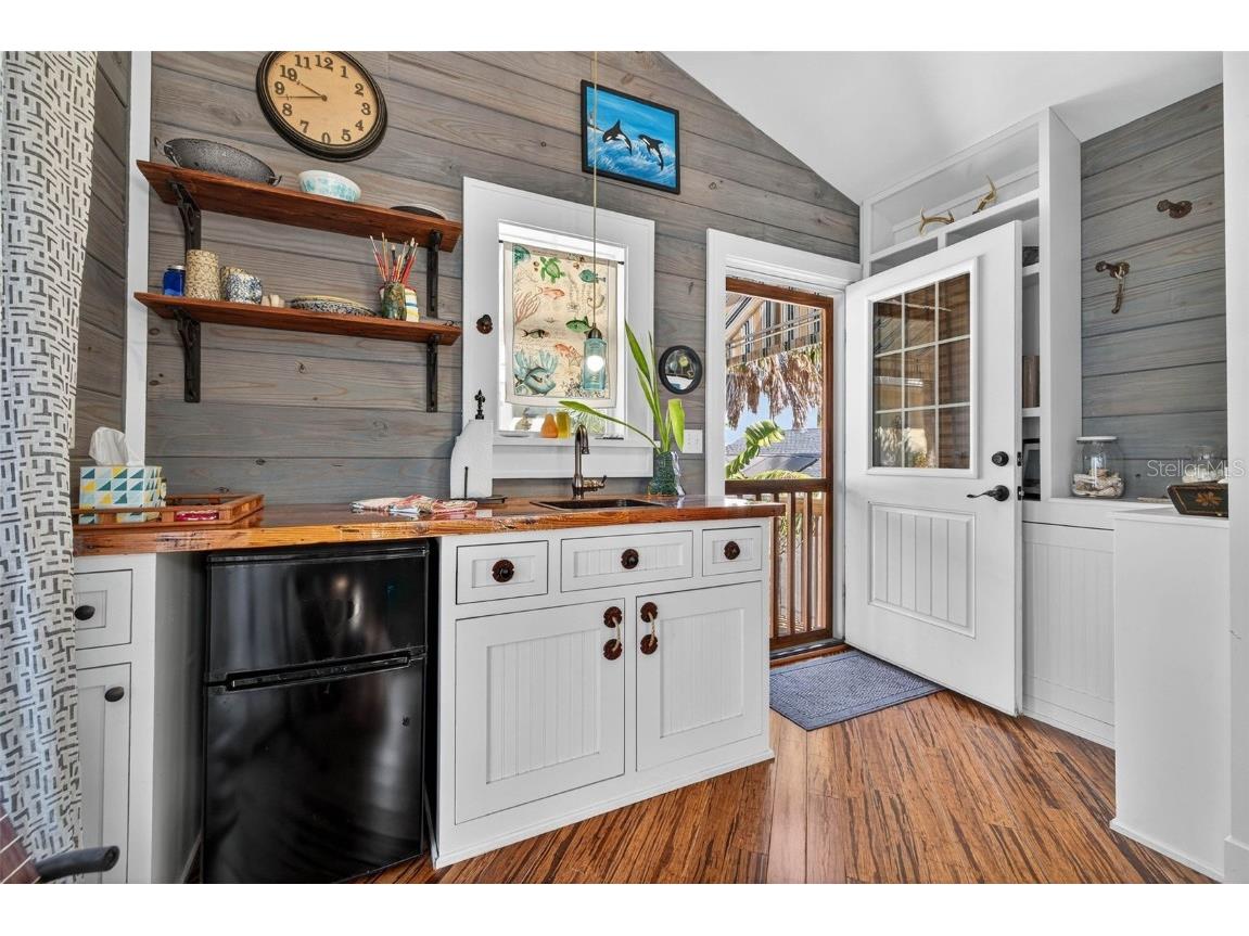 106 5th Avenue Saint Pete Beach FL 33706 TB8452417 image25