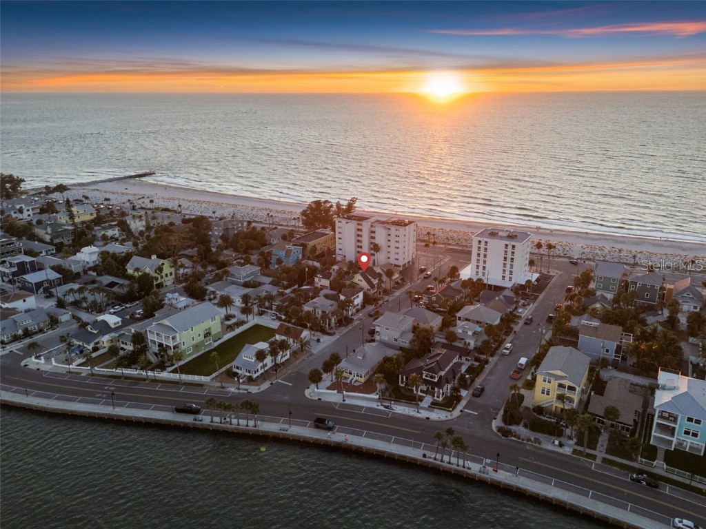 106 5th Avenue Saint Pete Beach FL 33706 TB8452417 image3