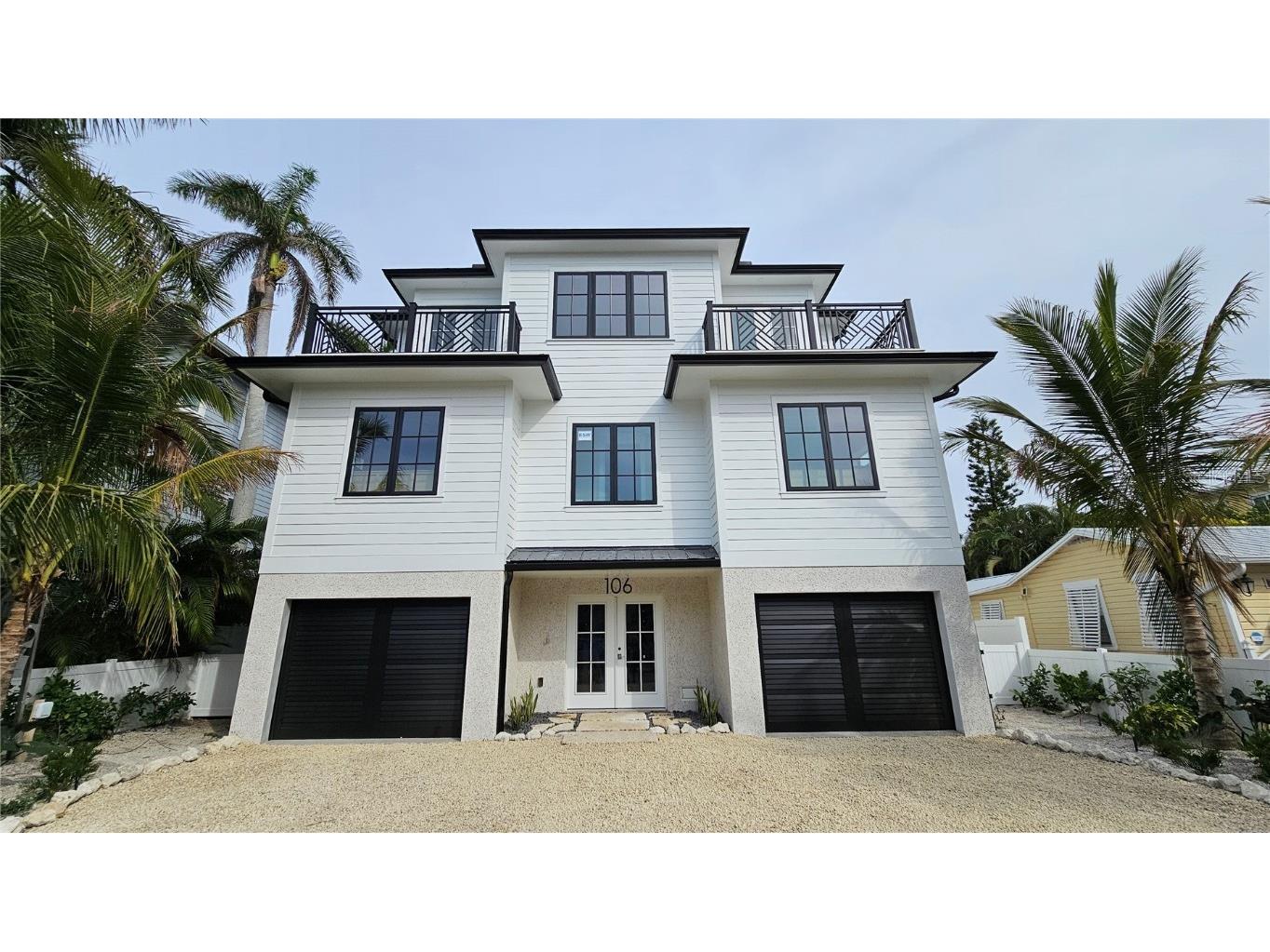 106 5th Street S Bradenton Beach FL 34217 A4582760 image1