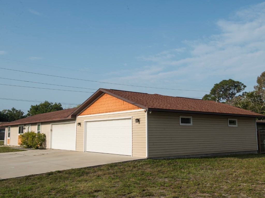 106 67th Street NW Bradenton FL 34209 A4604774 image1