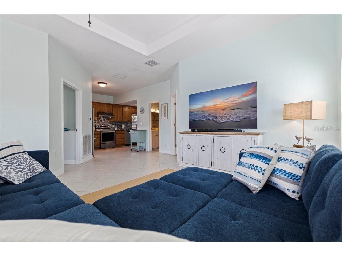 106 7th Avenue Saint Pete Beach FL 33706 TB8392045 image5