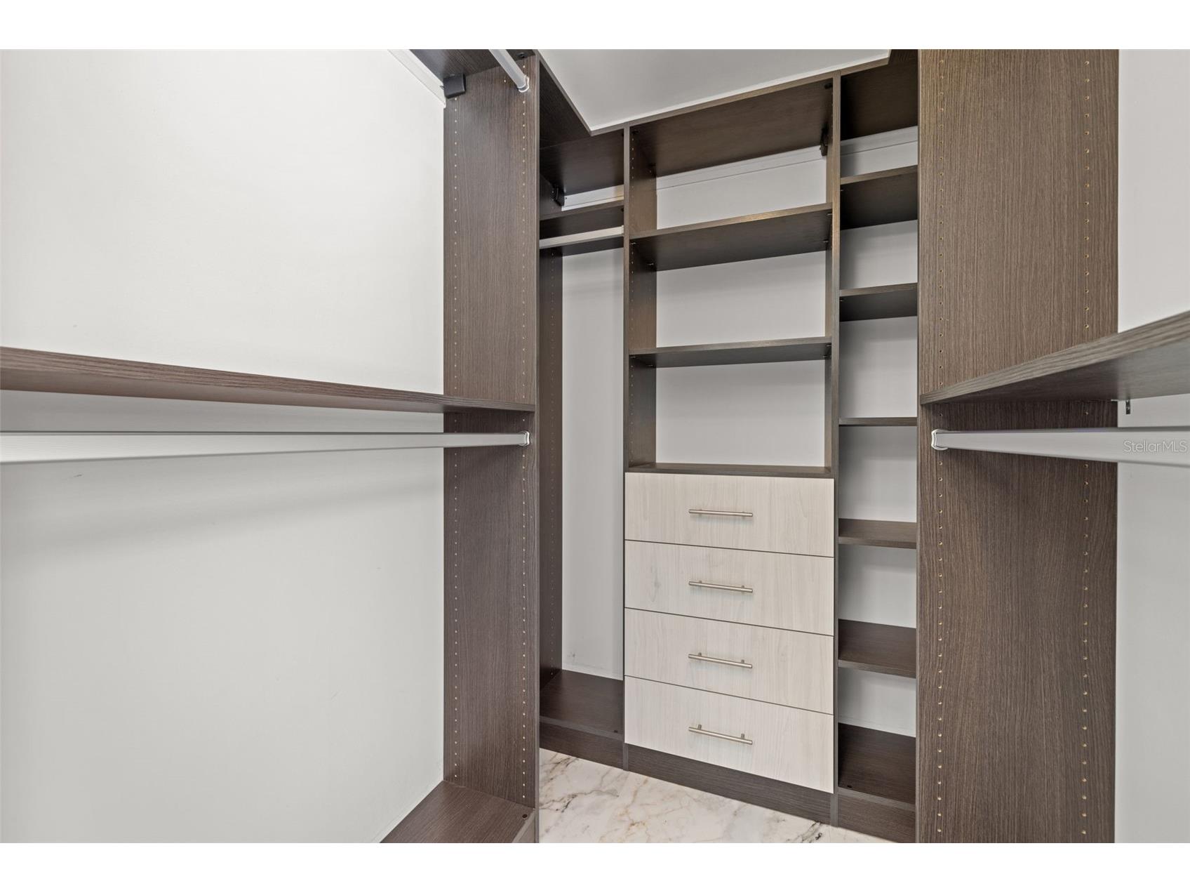 106 Alameda Court #240 Tampa FL 33609 TB8508914 image16