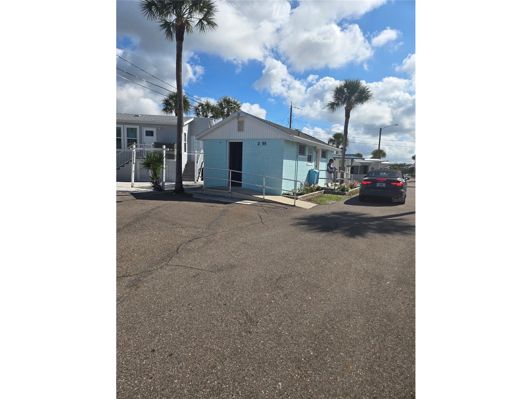 106 Aura Street Englewood FL 34223 A4686256 image17