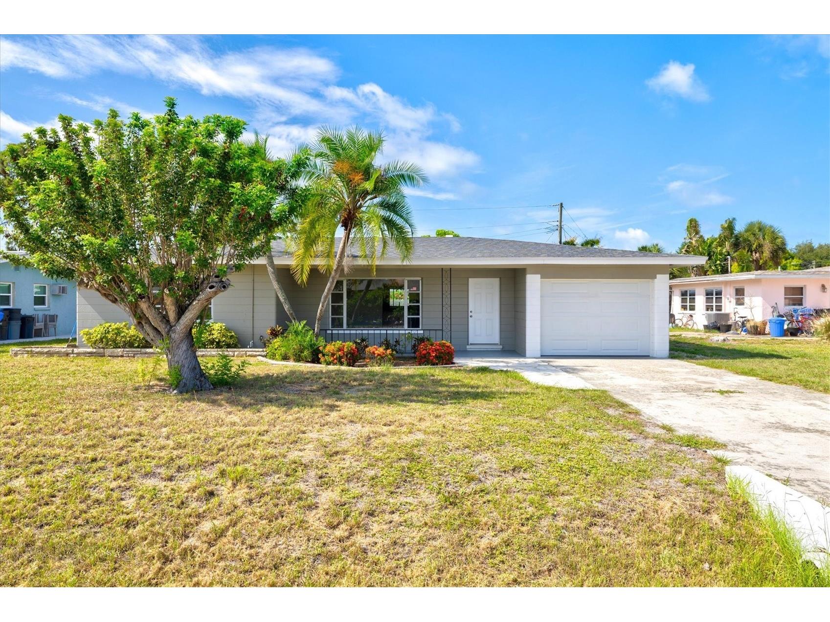 106 Aurora Street E Venice FL 34285 N6144784 image1