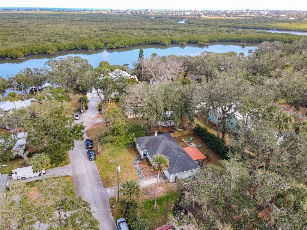 106 Azalea Circle New Smyrna Beach FL 32168 V4929216 image1