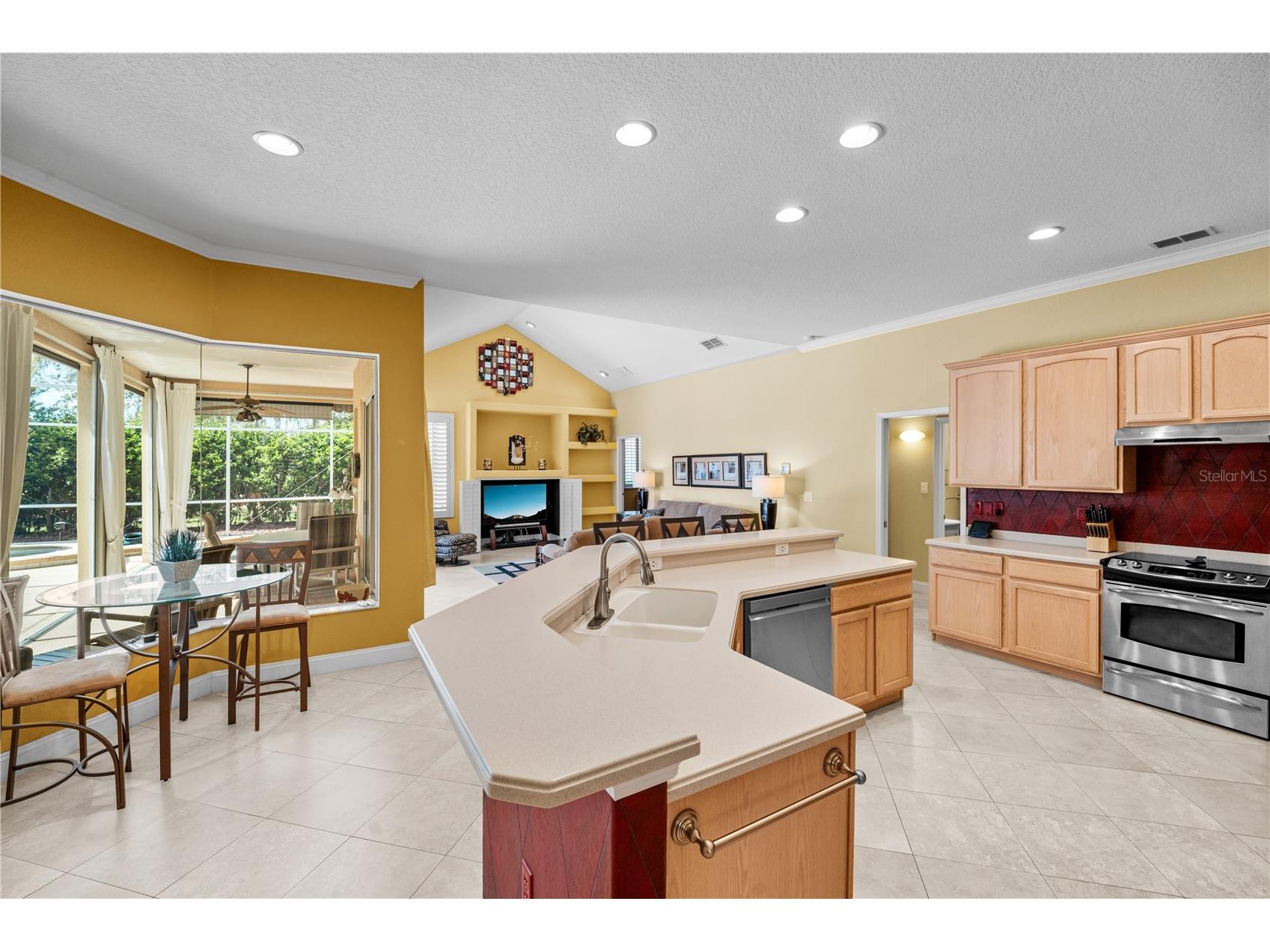 106 Burrell Circle Kissimmee FL 34744 S5145477 image6