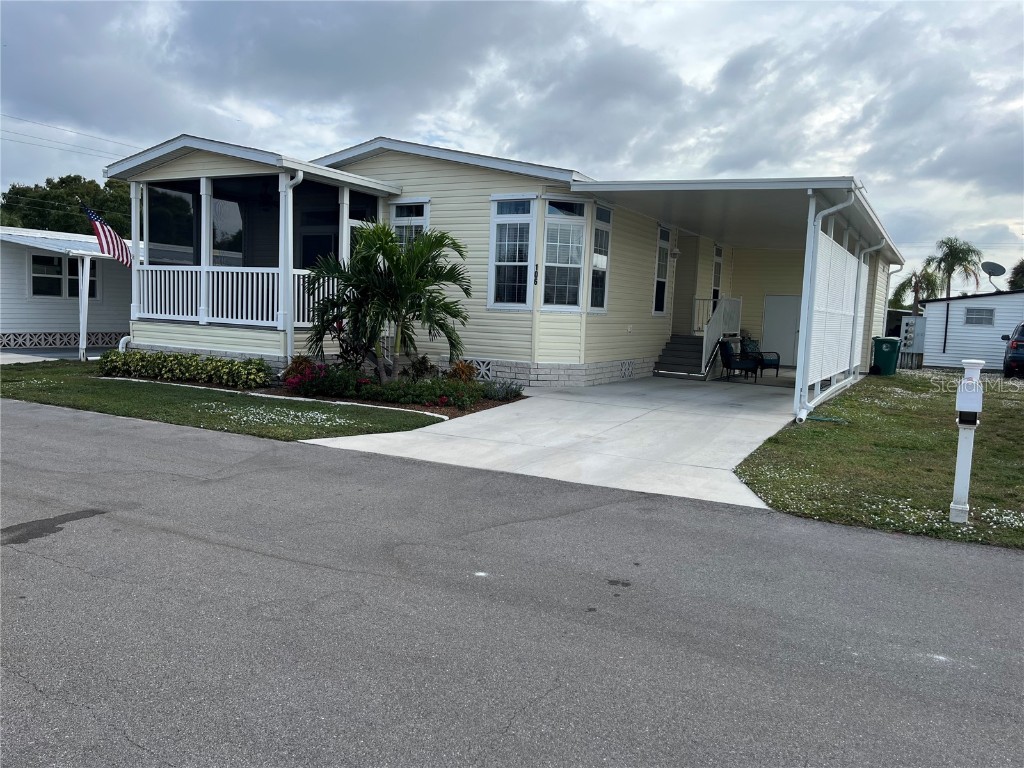 106 Del Rio Drive Palmetto FL 34221 A4589231 image1