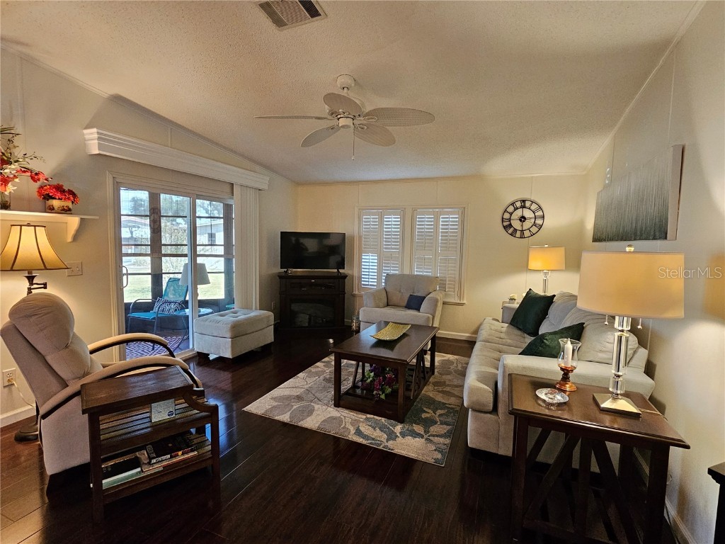 106 Dolphin Drive E Oldsmar FL 34677 TB8438561 image12