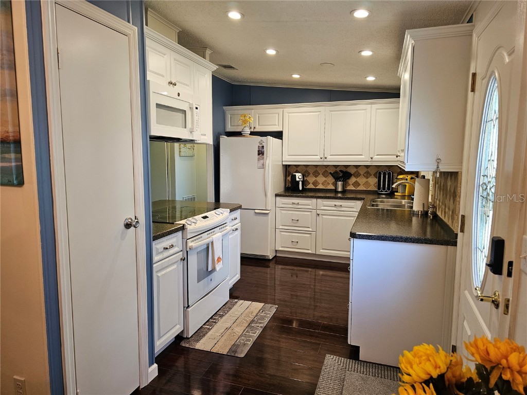 106 Dolphin Drive E Oldsmar FL 34677 TB8438561 image13