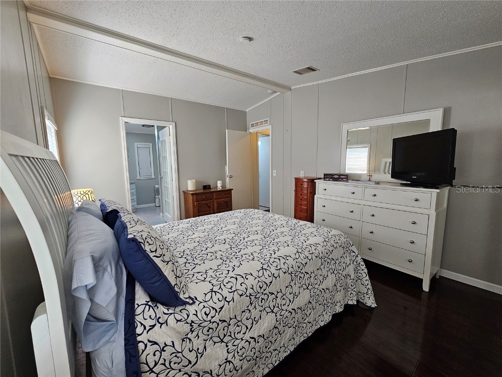 106 Dolphin Drive E Oldsmar FL 34677 TB8438561 image17