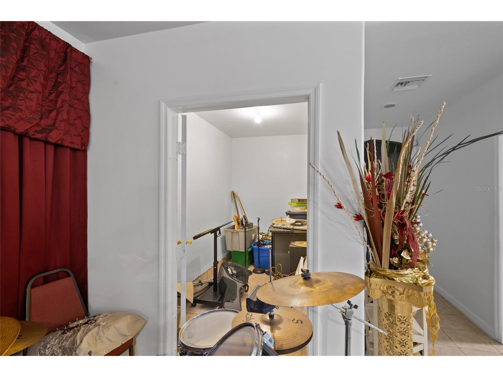 106 E Beresford Avenue Deland FL 32724 V4933464 image24