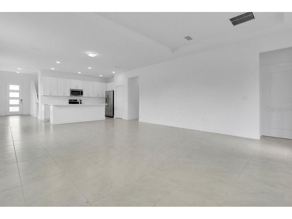 292 Elena Lavin Circle Orlando FL 32807 O6334288 image2