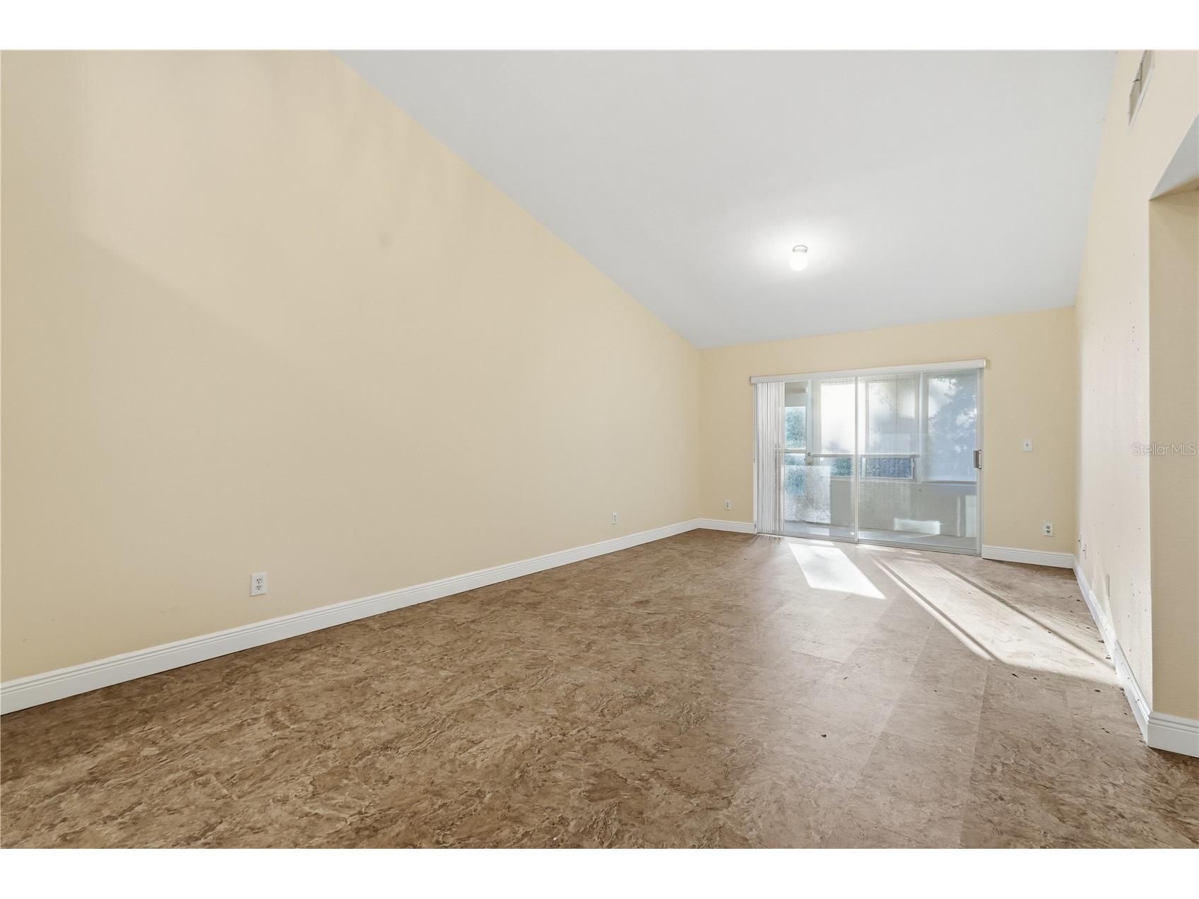 106 Hunter Court Palm Harbor FL 34684 TB8440649 image3