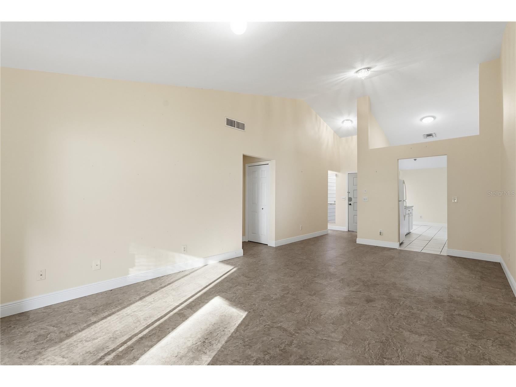 106 Hunter Court Palm Harbor FL 34684 TB8440649 image4