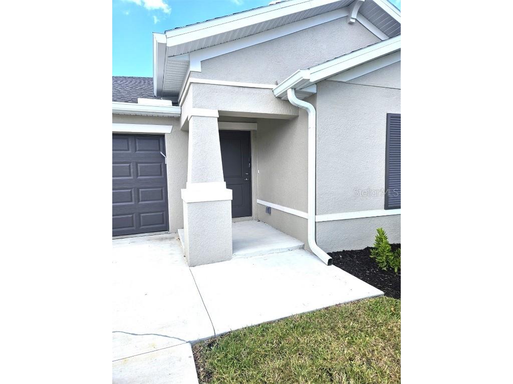 106 Leisure Place Rotonda West FL 33947 D6144190 image2