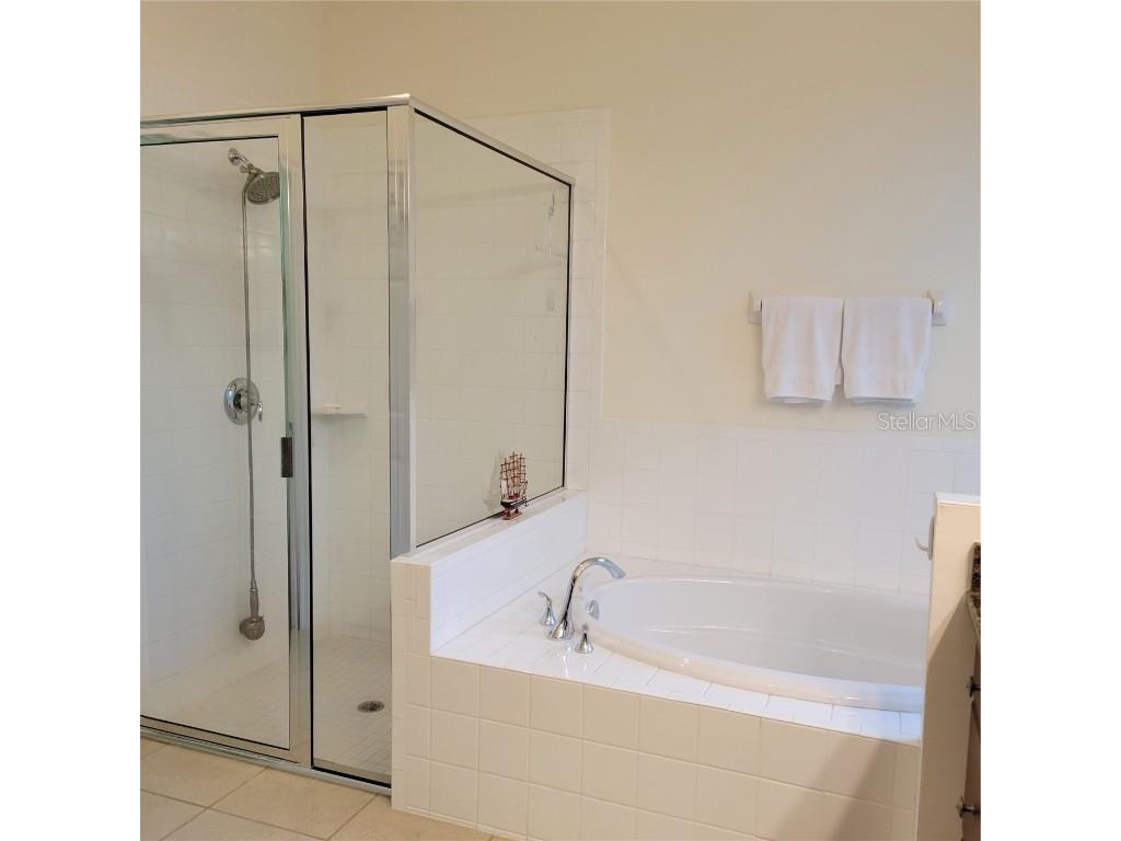 106 Lerida Court Nokomis FL 34275 A4657482 image15