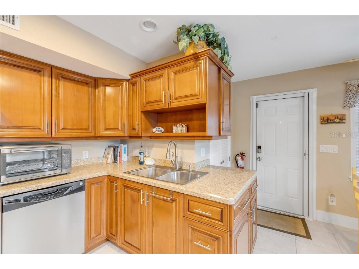 106 Live Oak Street New Smyrna Beach FL 32168 NS1086343 image32