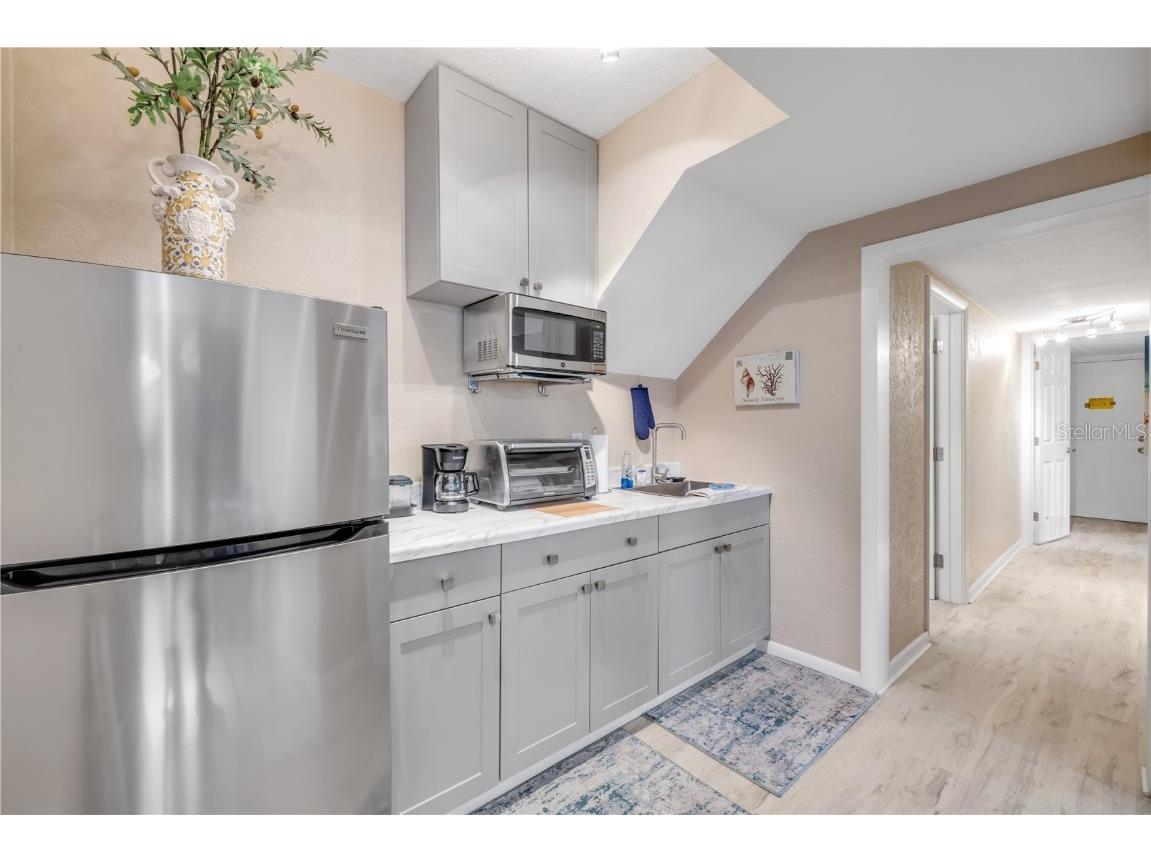 106 Live Oak Street New Smyrna Beach FL 32168 NS1086343 image9