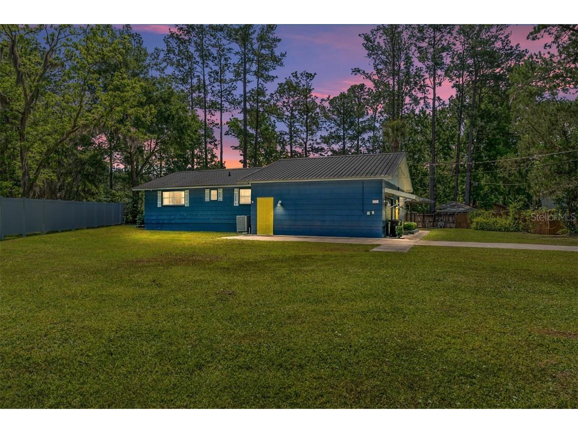106 Marina Lane Satsuma FL 32189 - DUNNS CREEK OM677268 image1