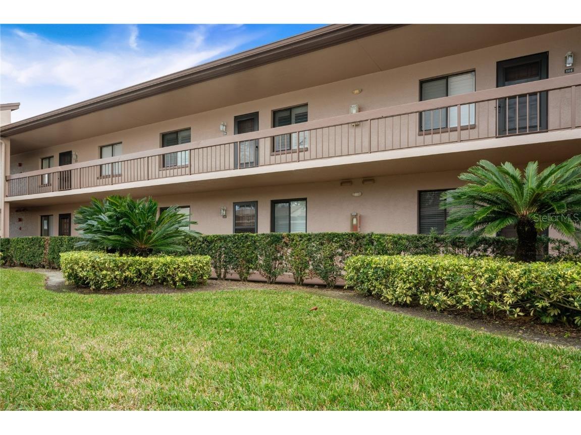 106 Mary Drive #6 Oldsmar FL 34677 U8228311 image1