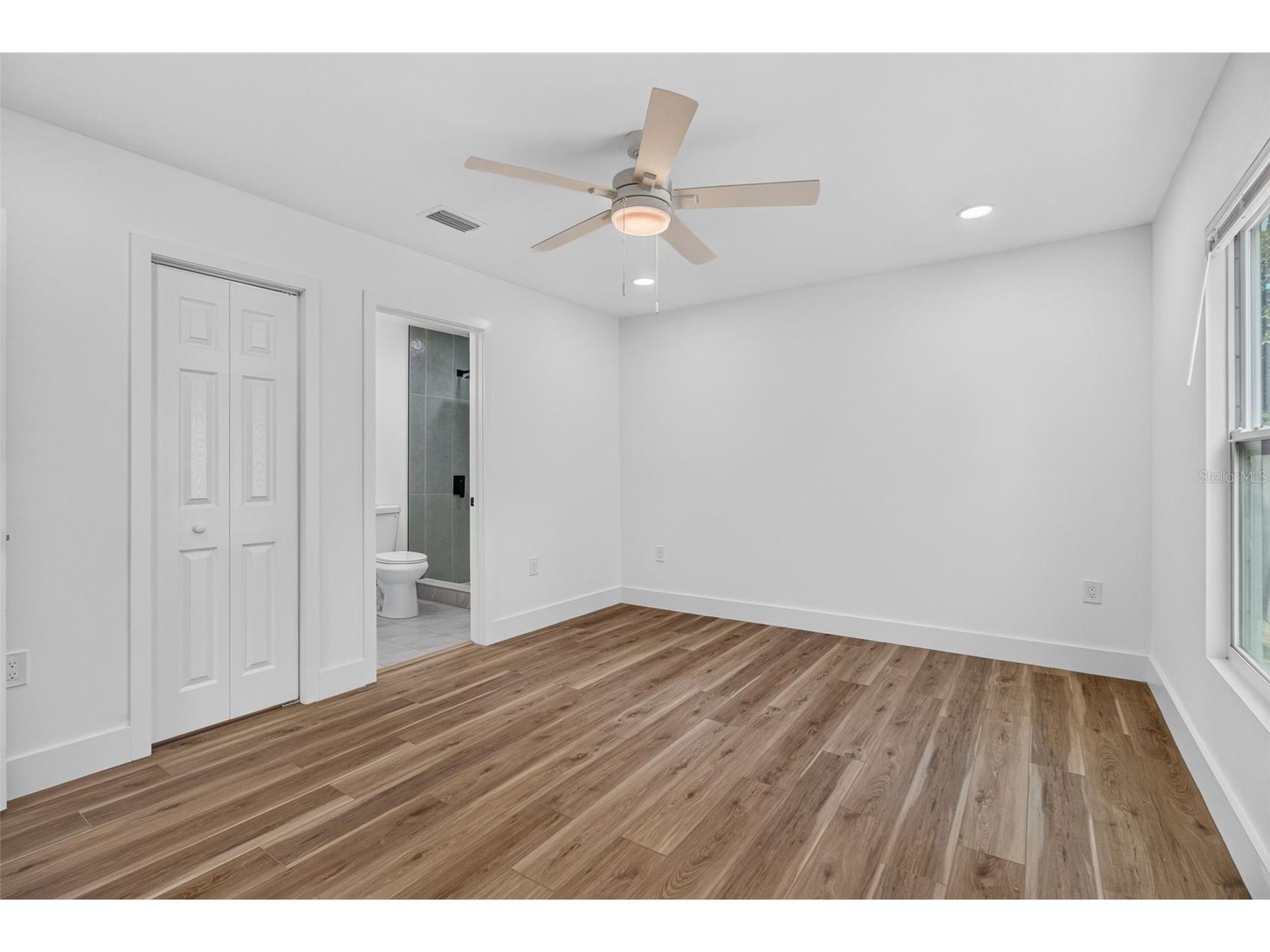 106 Melody Lane Largo FL 33771 TB8529089 image23