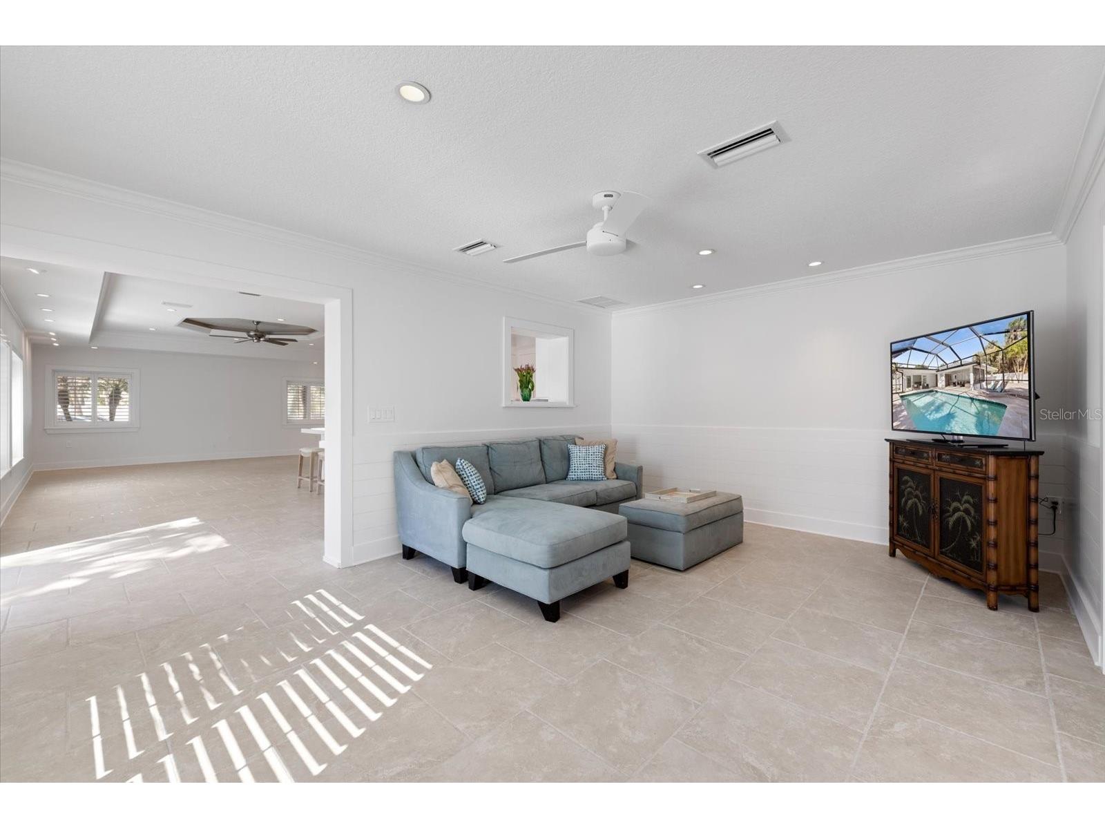 106 N Blvd Of The Presidents Sarasota FL 34236 A4642792 image18