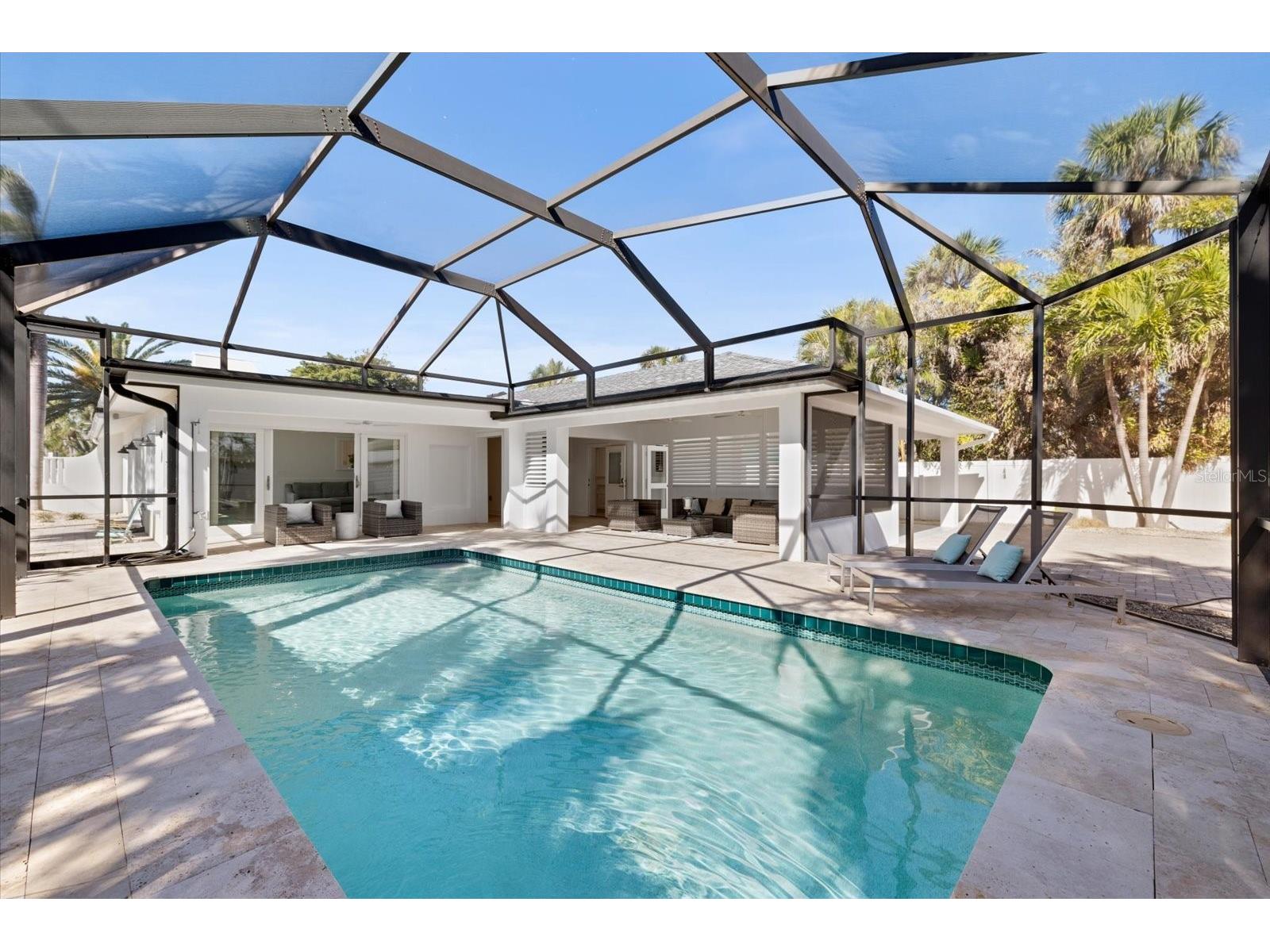 106 N Blvd Of The Presidents Sarasota FL 34236 A4642792 image2