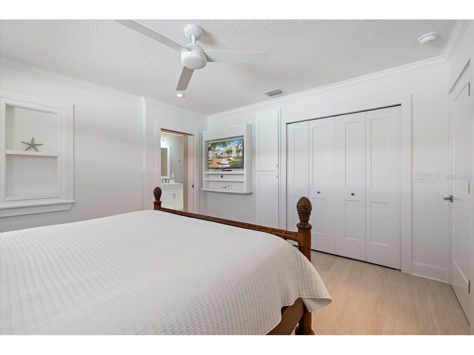 106 N Blvd Of The Presidents Sarasota FL 34236 A4642792 image20