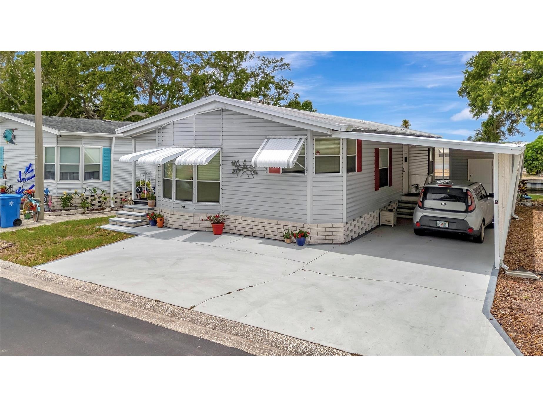 106 N Saint George Circle Apollo Beach FL 33572 TB8468849 image1