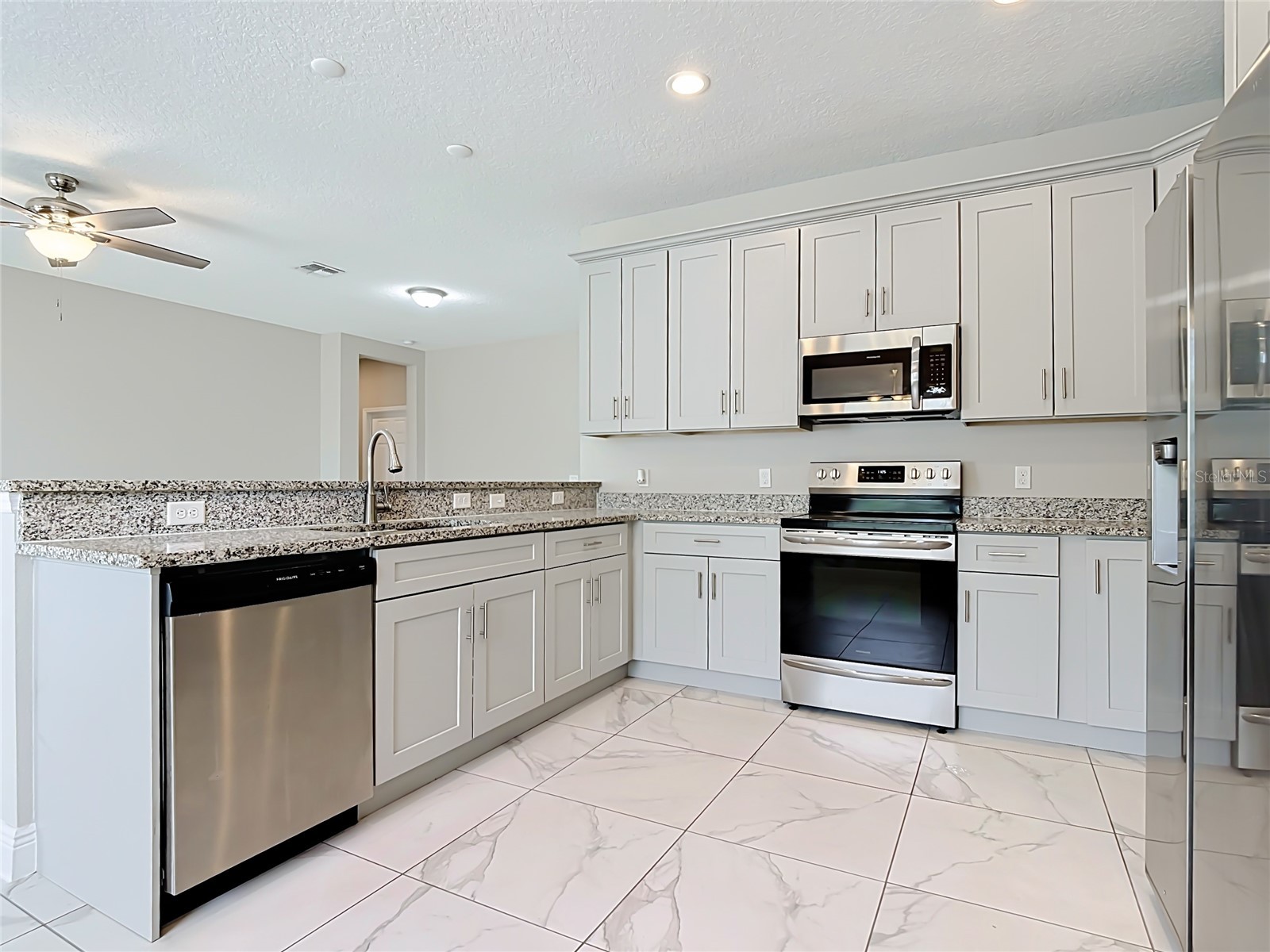 106 Oak Circle Poinciana FL 34759 C7527283 image13