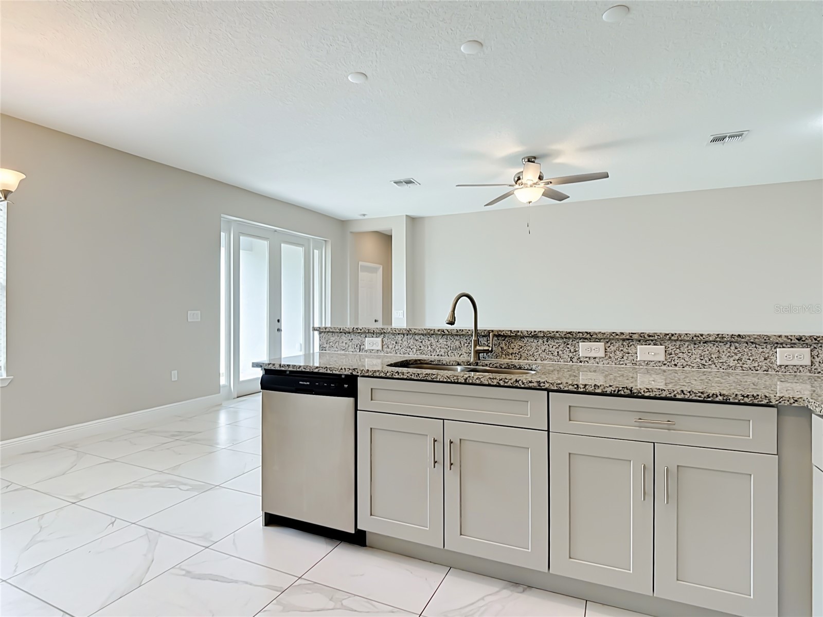 106 Oak Circle Poinciana FL 34759 C7527283 image15