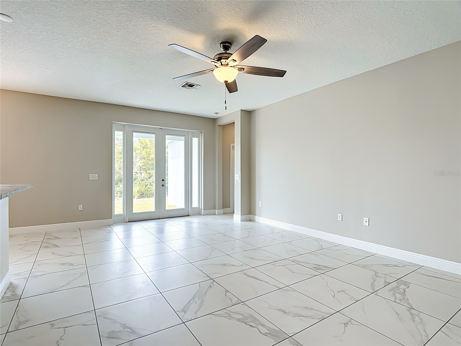 106 Oak Circle Poinciana FL 34759 C7527283 image7