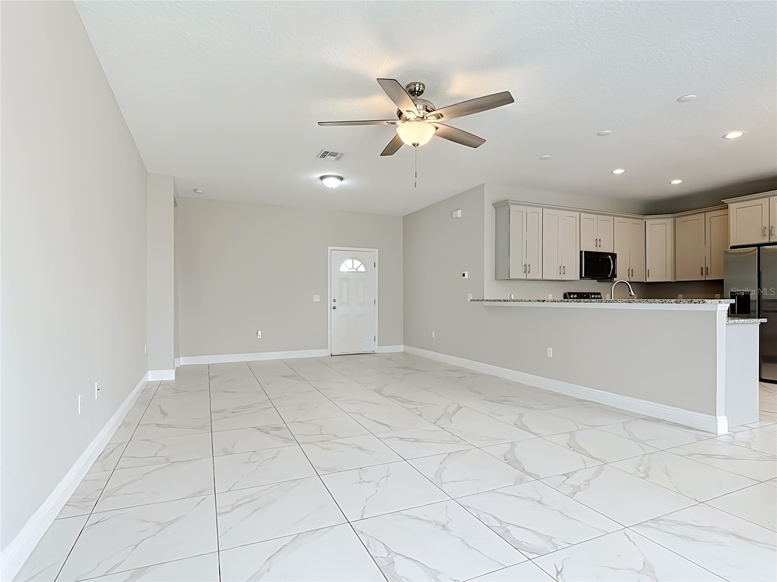 106 Oak Circle Poinciana FL 34759 C7527283 image9
