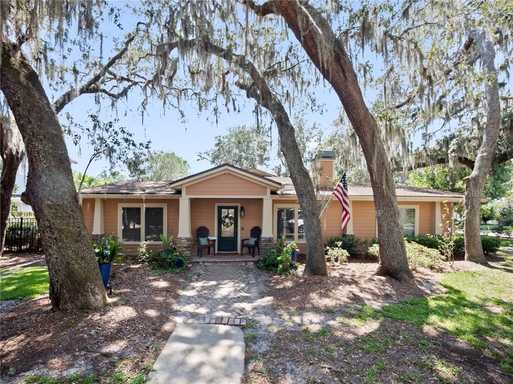 106 Palm Street Windermere FL 34786 - BUTLER CHAIN OF LAKES O6112996 image1