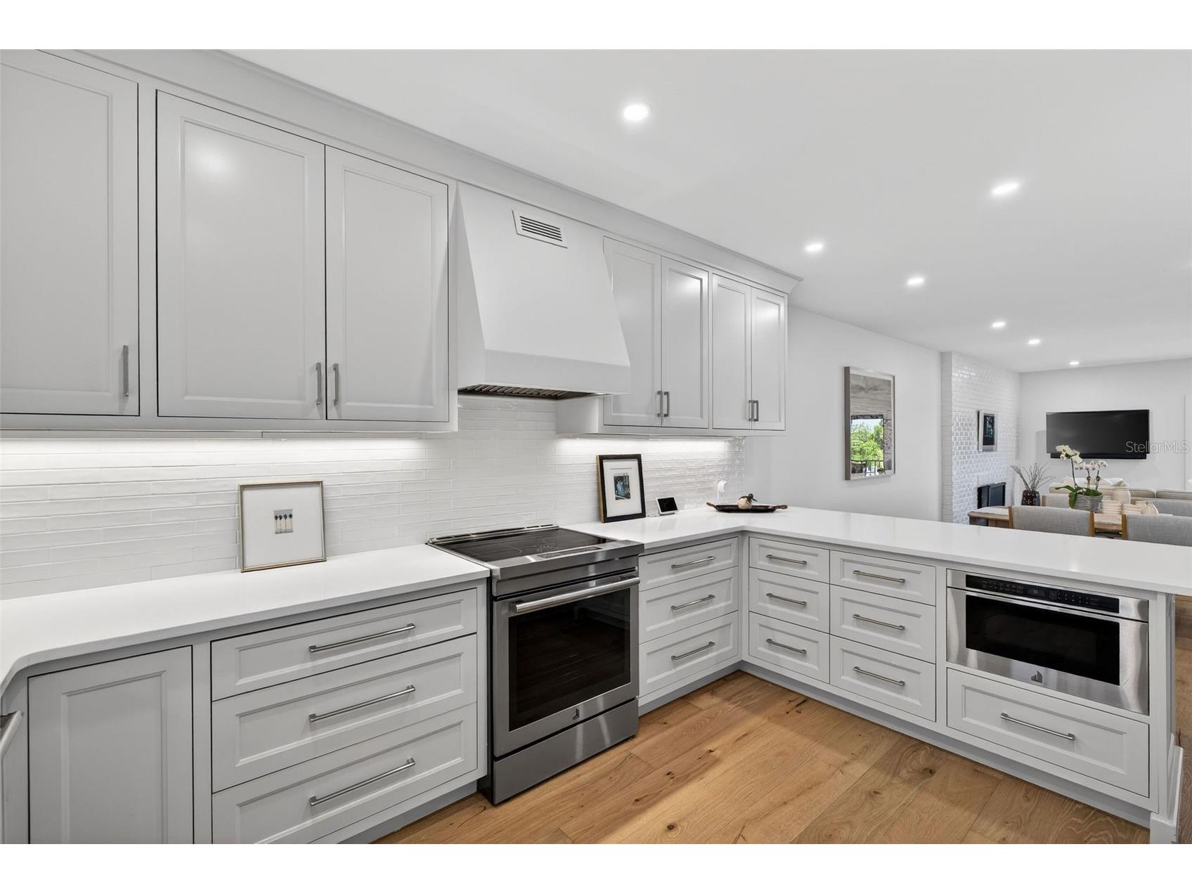 106 S Interlachen Avenue #518 Winter Park FL 32789 - LAKE OSCEOLA O6400228 image23